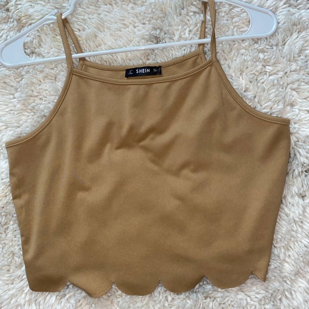 Crop top